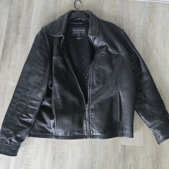 Leather jacket - Picture 3 of 3